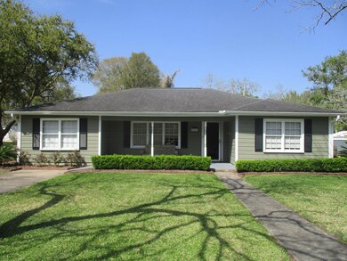 3201 15th St, Bay City, TX 77414 - photo 2