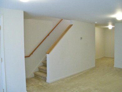 156 Juniper Dr, South Burlington, VT 05403 - photo 4