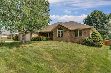 1604 E Bingham-2