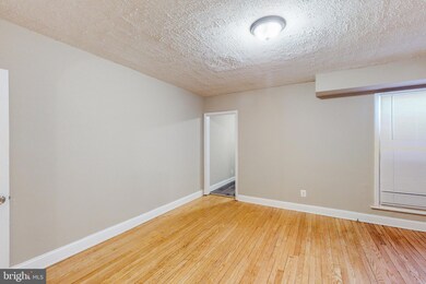 4 N Kossuth St, Baltimore, MD 21229 - photo 4