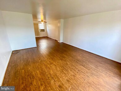 5543 Cedonia Ave, Baltimore, MD 21206 - photo 2