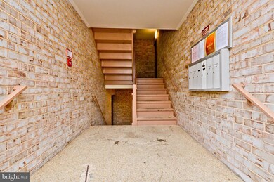 3320 Huntley Square Dr unit T2, Temple Hills, MD 20748 - photo 4