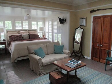 902 Burke Ave, McComb, MS 39648 - photo 7