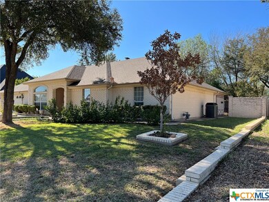 1105 Hawk Trail, Copperas Cove, TX 76522 - photo 4