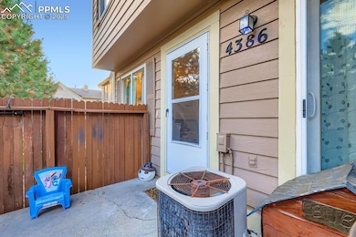 4386 Hawks Lookout Ln unit L2, Colorado Springs, CO 80916 - photo 2