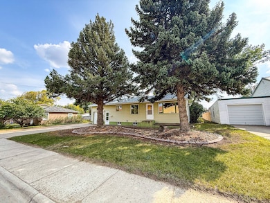 216 & 216 1/2 S 8th St E, Malta, MT 59538 - photo 4