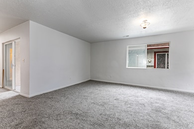 2839 S Van Buren Ave unit 8, Ogden, UT 84403 - photo 7