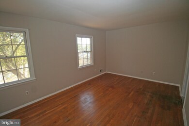 18913 Abbotsford Cir, Germantown, MD 20876 - photo 5