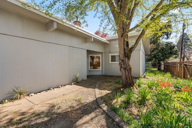 15_787 s shasta avenue - 15