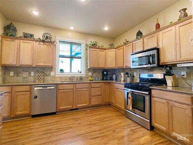 909 Starlight Loop, Twin Falls, ID 83301 - photo 5