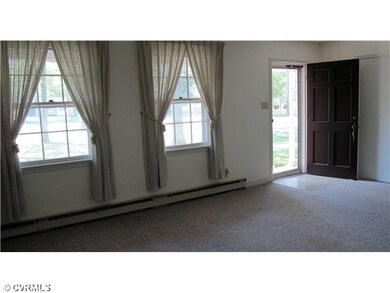 Living Room - Freshly cleaned carpets, Open and br