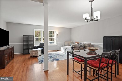 10213 Scarborough Commons Ct, Burke, VA 22015 - photo 6