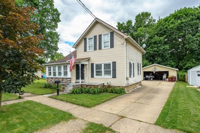 324 S Hamilton St, Marshall, MI 49068 - photo 2