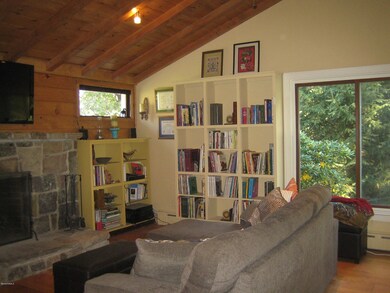 102 Clayton Ave, Stamford, VT 05352 - photo 4