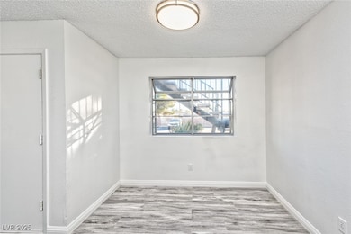 2684 Bryandouglas Dr unit B, Las Vegas, NV 89121 - photo 6