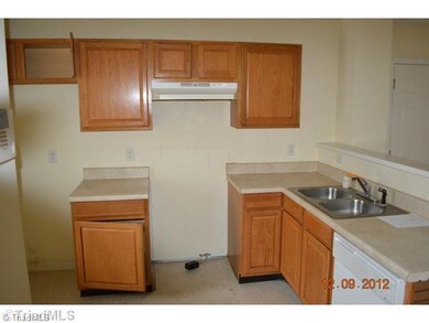 Kitchen. Unit A