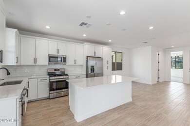 17022 W Winston Dr, Goodyear, AZ 85338 - photo 6