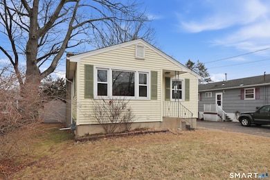 89 N Hoadley St, Naugatuck, CT 06770 - photo 2