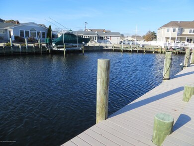 19 HIDDEN HARBOR 046