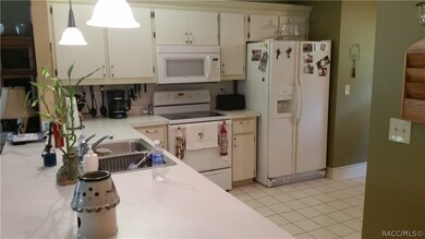 Nice snack bar, open to living room...