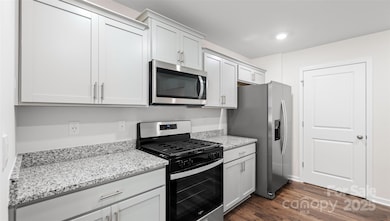 185 Callie River Ct, Clyde, NC 28721 - photo 5