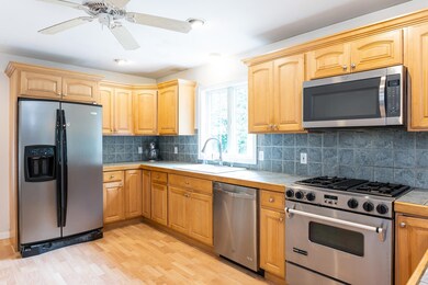 2 Edwards Dr, Pelham, NH 03076 - photo 5