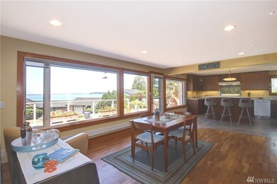 18506 Olympic View Dr, Edmonds, WA 98020 - photo 4