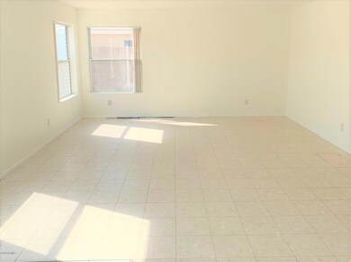 5719 E Garnet Cir, Mesa, AZ 85206 - photo 4