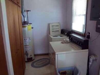 2815 Mcpherson Rd, North Platte, NE 69101 - photo 5