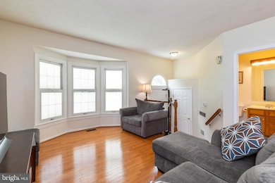 14075 Winding Ridge Ln, Centreville, VA 20121 - photo 2