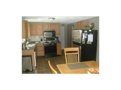 26 Muriel Ave, North Providence, RI 02911 - photo 3