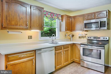 404 Sutton Place, Abingdon, MD 21009 - photo 7
