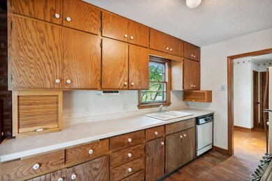 3404 Moorland Rd, Minnetonka, MN 55345 - photo 7