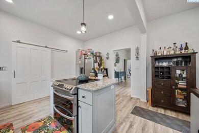 515 N 3rd St, Dayton, WA 99328 - photo 7