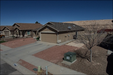 14477 Desert Sage Dr, Horizon City, TX 79928 - photo 3