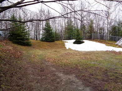 41 New Jersey St, Millinocket, ME 04462 - photo 3