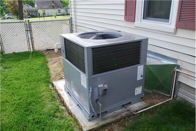 501 Oak St, Manchester, TN 37355 - photo 4