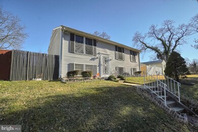 2703 Country Club Rd, Hyattsville, MD 20785 - photo 3