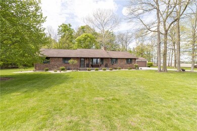 9663 N 200 W, Fountaintown, IN 46130 - photo 2