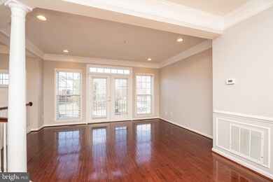 22002 Avonworth Square, Broadlands, VA 20148 - photo 4
