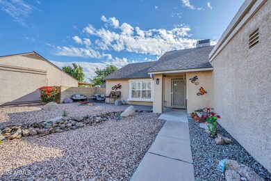1035 E Sequoia Dr-3
