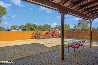 Back Patio  Yard 4