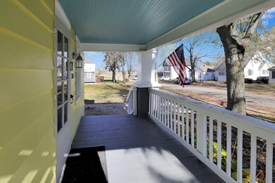 Side View of Front Porch