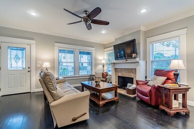 615 Pecore St, Houston, TX 77009 - photo 7