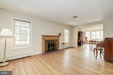 4616 Van Ness St NW, Washington, DC 20016 - photo 3