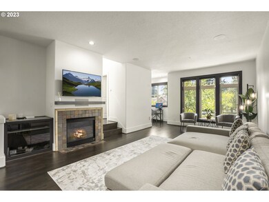 5071 W Sunset Dr, Lake Oswego, OR 97035 - photo 2