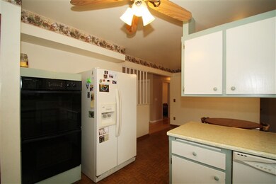 255 Waterman St, Oregon, WI 53575 - photo 7