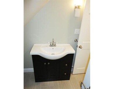 218 Court St unit 2nd Floor, Plymouth, MA 02360 - photo 7