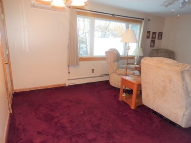 153 Partridge Ln, Chicopee, MA 01022 - photo 6