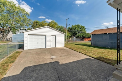 662 S Roys Ave, Columbus, OH 43204 - photo 4